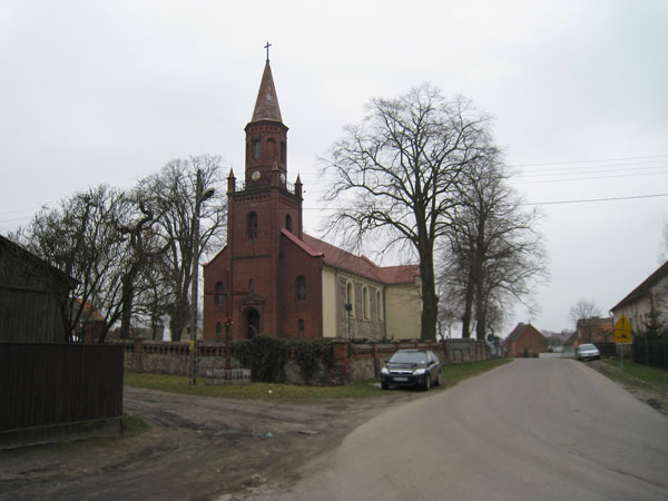 Warnitz Kirche